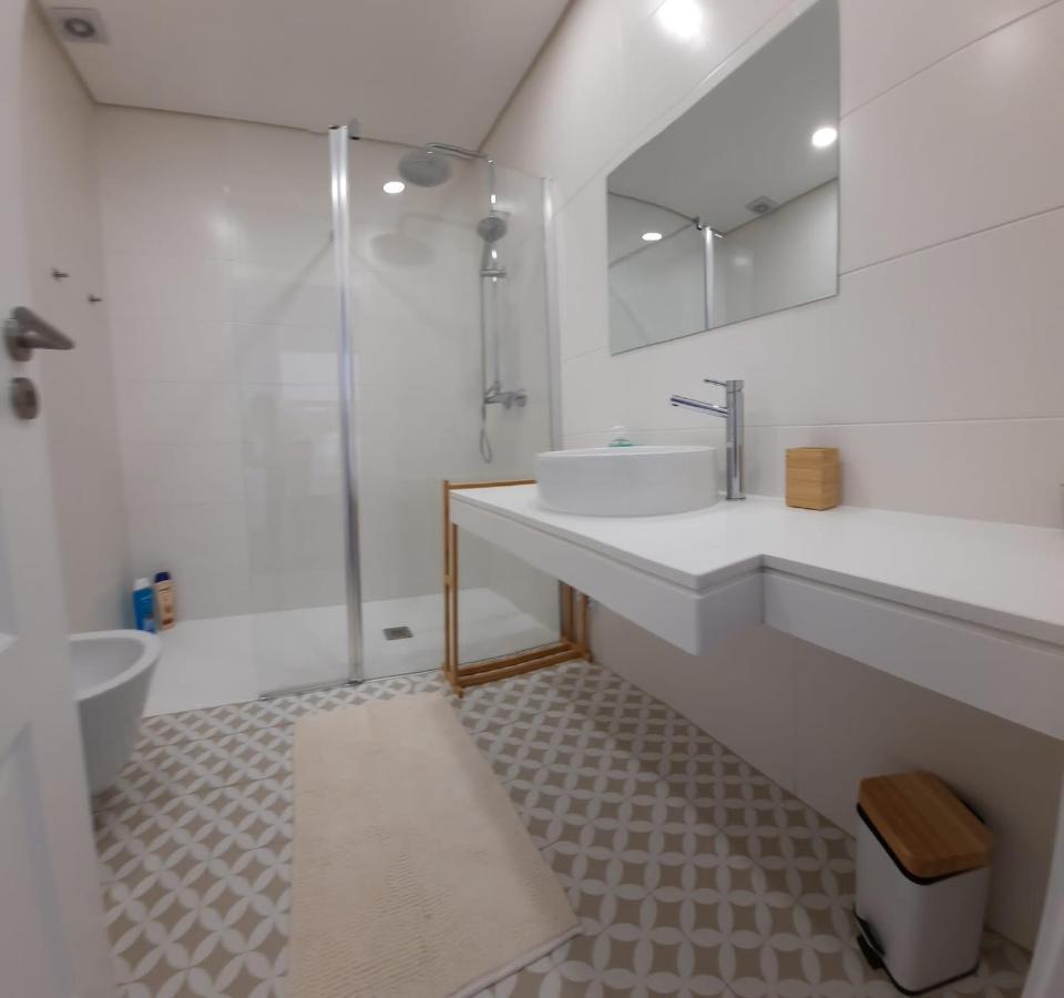 Lovely Home, Wifi, Jardim Armacao de Pera